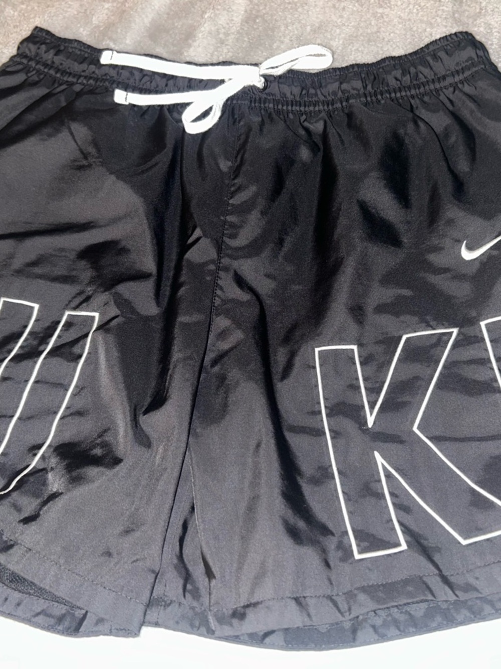 MEN'S NIKE SPORTSWEAR EMBROIDERED WOVEN FLOW SHORTS NWOT size XL